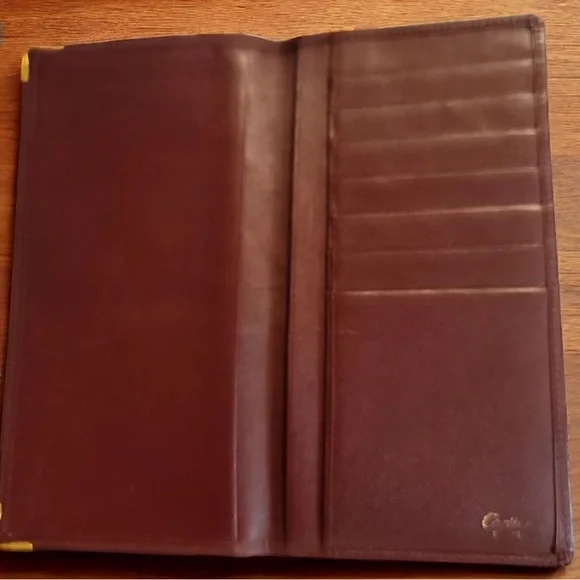 Vintage Cartier Bordeaux Bifold Long
Wallet in EUC - Picture 12 of 14